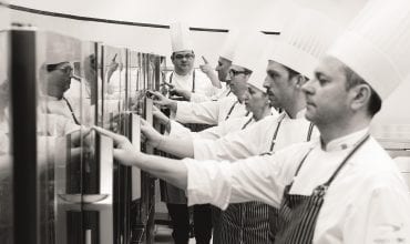 Comment la conception ergonomique d’une cuisine professionnelle peut augmenter votre rentabilité ?