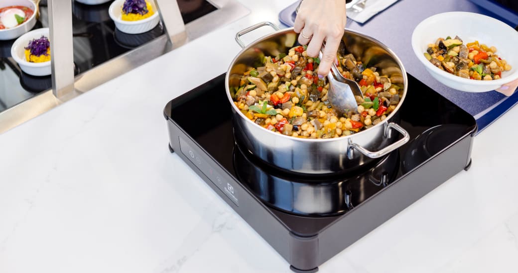 Electrolux Professional LiberoLight induction buffet